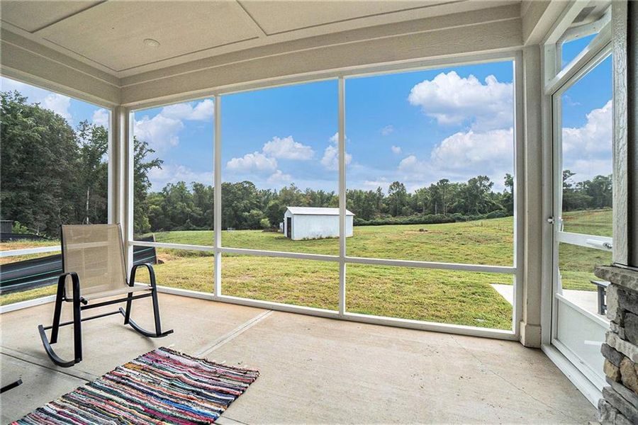 Exterior details and patio area of a home in , Dallas (Image 25).