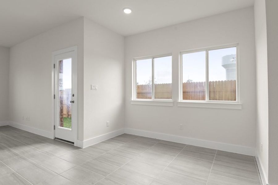 Spacious, unfurnished interior of a new home in Saddle Creek Twinhomes, Georgetown (Image 25). Spacious, unfurnished interior of a new home in Saddle Creek Twinhomes, Georgetown (Image 25).