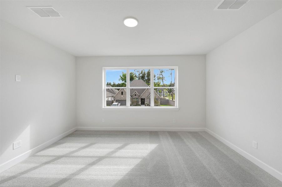 Spacious, unfurnished interior of a new home in ARTAVIA - Parkview Collection, Conroe (Image 26).