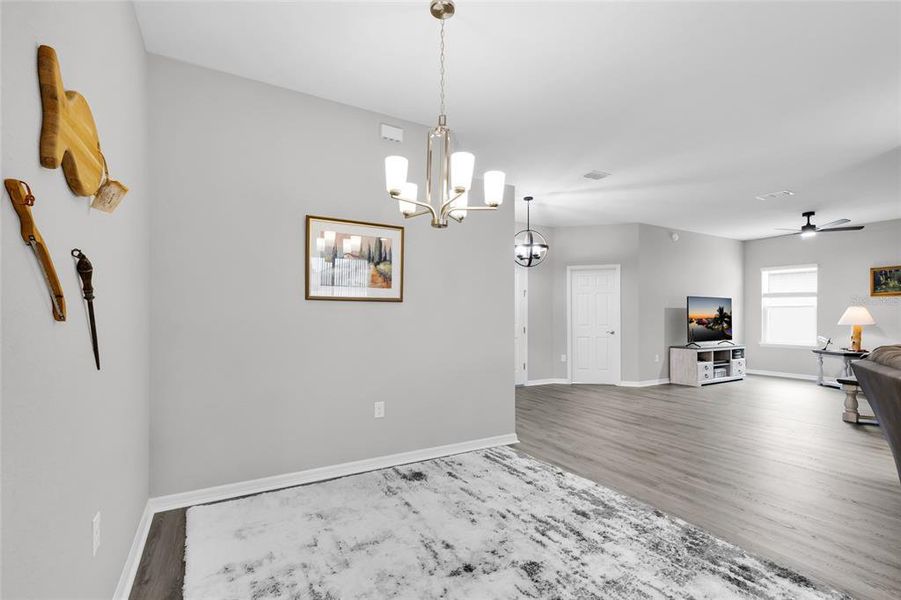 Spacious, unfurnished interior of a new home in , Ocala (Image 24).