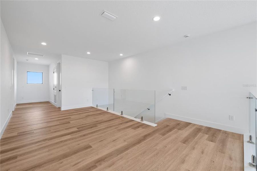 Spacious, unfurnished interior of a new home in , Montverde (Image 63).