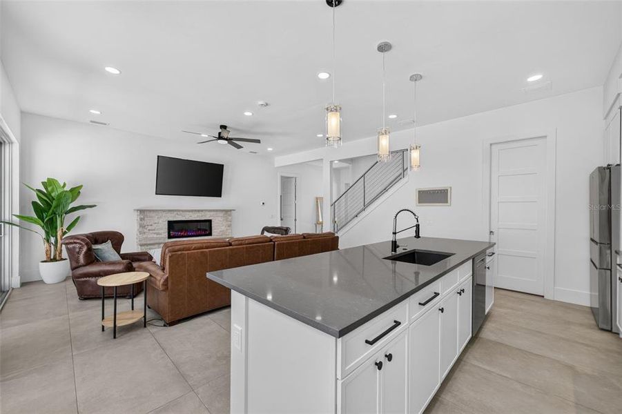 Furnished interior view inside a new home in , Sarasota (Image 51).