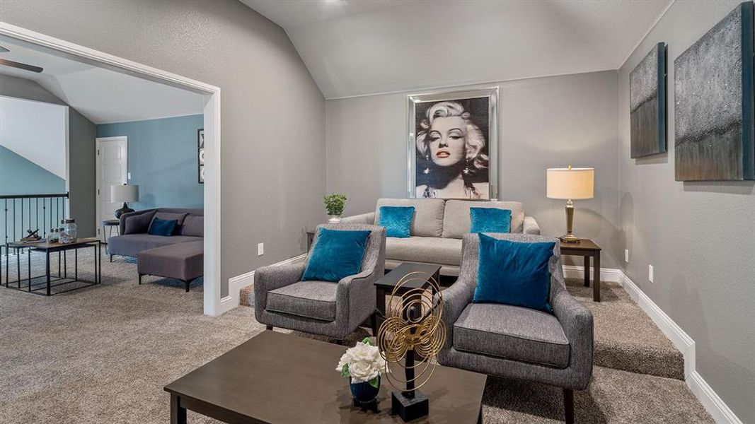 Furnished interior view inside a new home in Lakeview Pointe, Grand Prairie (Image 37). Furnished interior view inside a new home in Lakeview Pointe, Grand Prairie (Image 37).