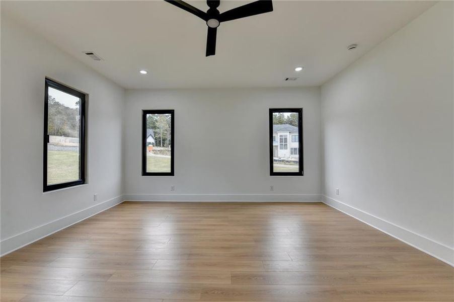 Spacious, unfurnished interior of a new home in , Auburn (Image 42). Spacious, unfurnished interior of a new home in , Auburn (Image 42).