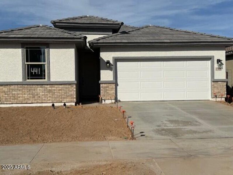 SR35 - Lot 441 Exterior