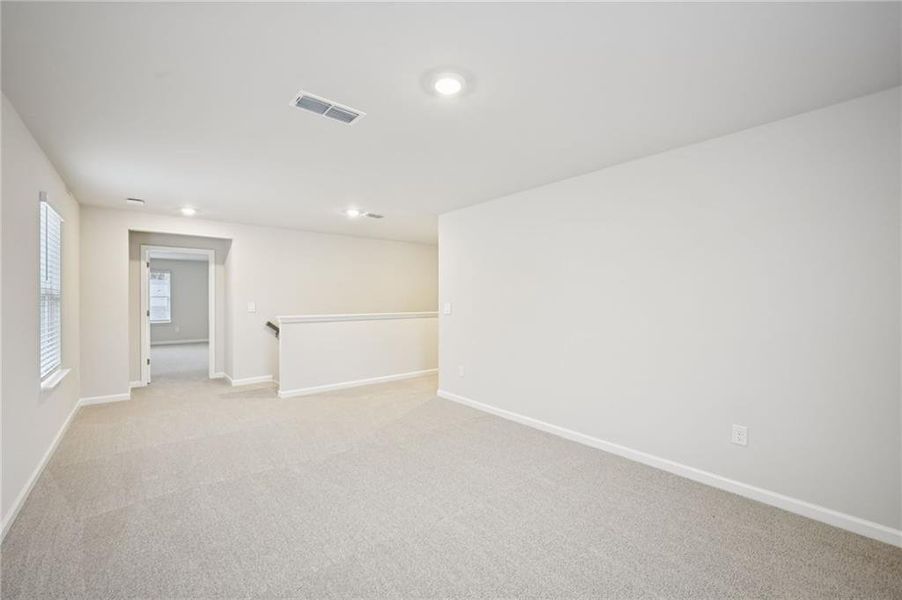 Spacious, unfurnished interior of a new home in Parkside at Grayson, Grayson (Image 33).