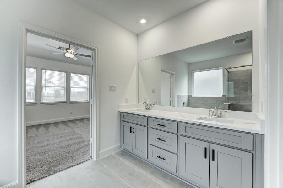 Furnished interior view inside a new home in Townsen Landing, Humble (Image 18).