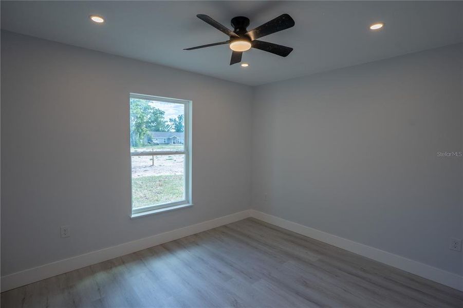 Spacious, unfurnished interior of a new home in , Dunnellon (Image 15).