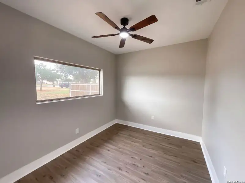 Spacious, unfurnished interior of a new home in , Lytle (Image 23).