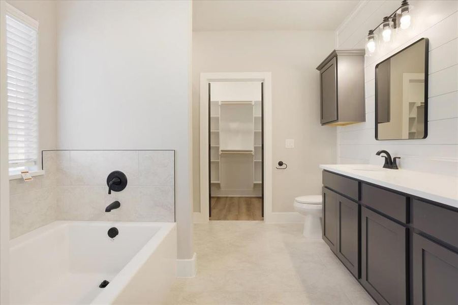 Furnished interior view inside a new home in , Sherman (Image 5).