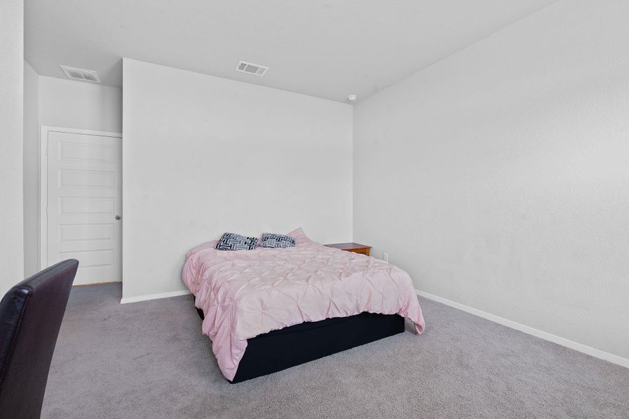 Furnished interior view inside a new home in Harvest Ridge, Elgin (Image 8).