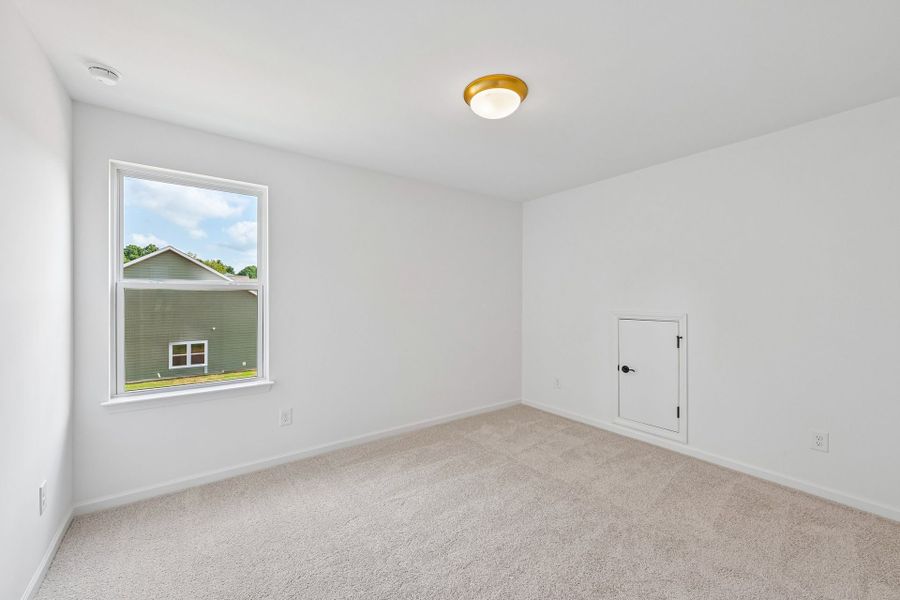 Spacious, unfurnished interior of a new home in Edgewater - The Links, Lancaster (Image 27).