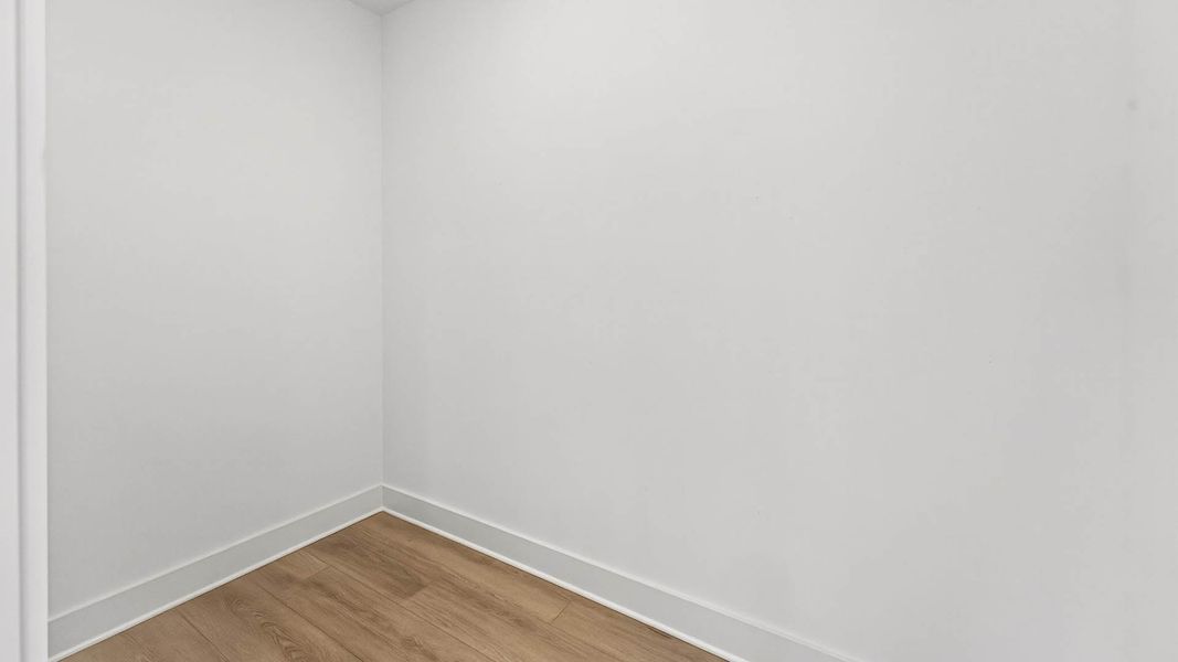 Spacious, unfurnished interior of a new home in WindMark Beach, Port Saint Joe (Image 22).