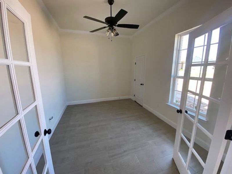 Front Office/4th Bedroom Front Office/4th Bedroom