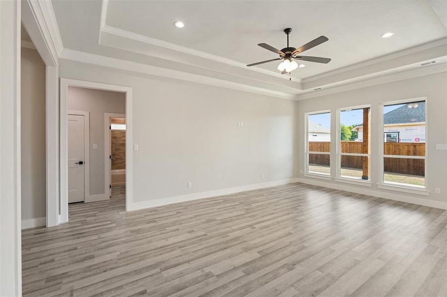 Spacious, unfurnished interior of a new home in , Mabank (Image 14).