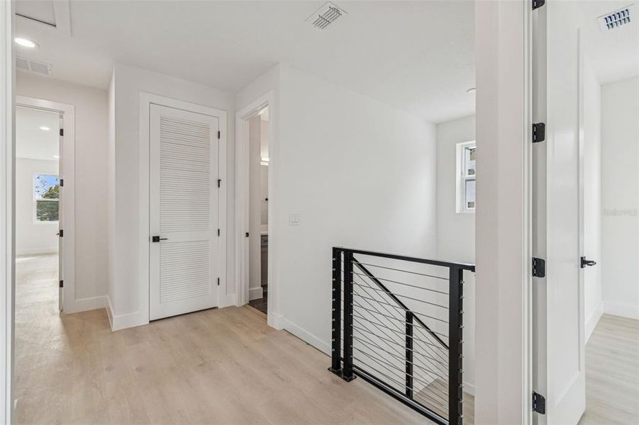 Spacious, unfurnished interior of a new home in , Tampa (Image 73).