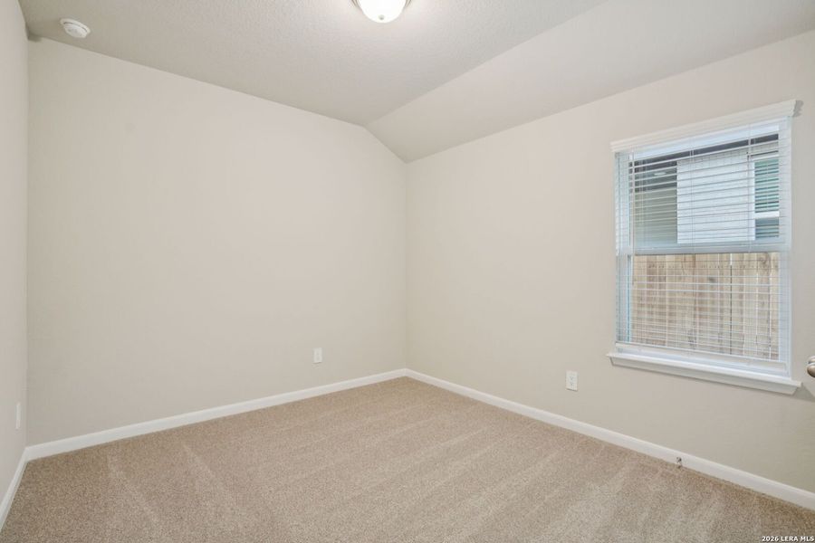 Spacious, unfurnished interior of a new home in Sagebrooke - Premier Series, San Antonio (Image 14).