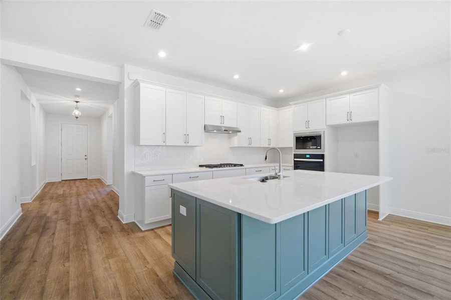 Furnished interior view inside a new home in Waterset, Apollo Beach (Image 11). Furnished interior view inside a new home in Waterset, Apollo Beach (Image 11).