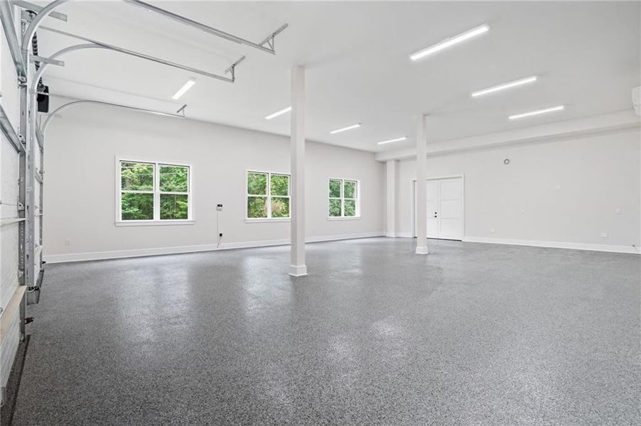 Spacious, unfurnished interior of a new home in , Acworth (Image 29).