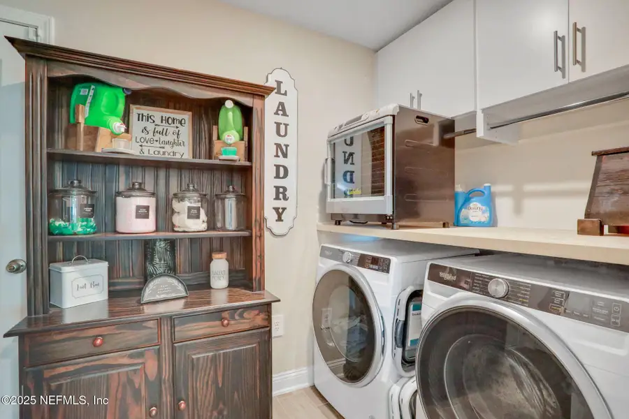 Furnished interior view inside a new home in Cross Creek, Green Cove Springs (Image 6).