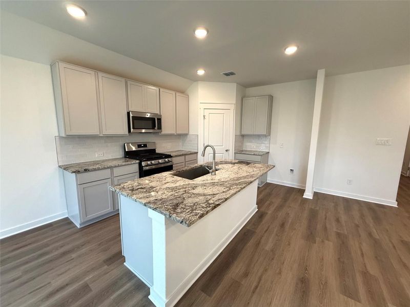 Furnished interior view inside a new home in Creeks Crossing, Elgin (Image 6).