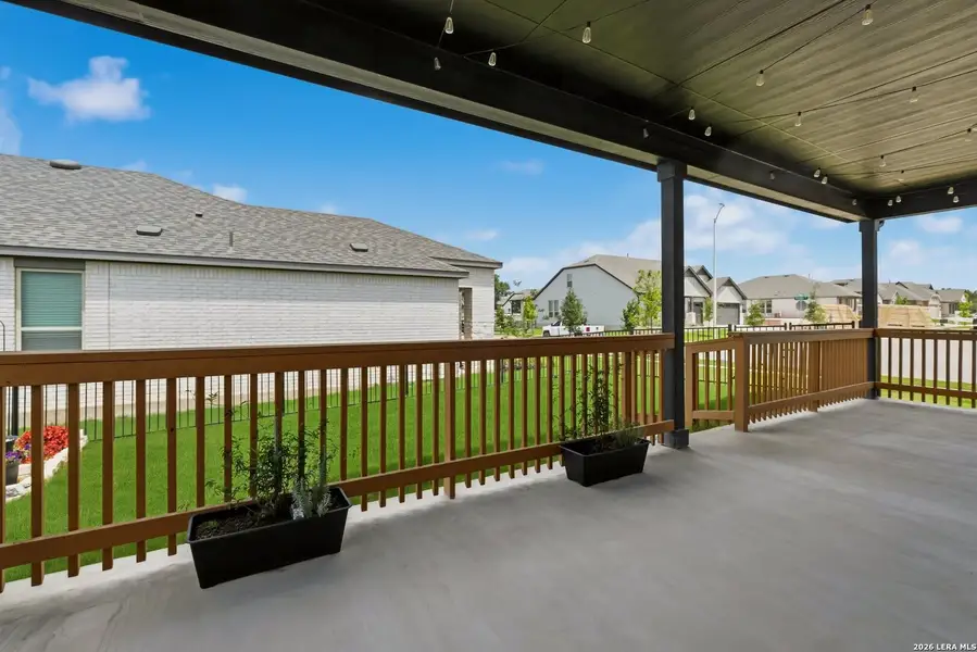 Exterior details and patio area of a home in , New Braunfels (Image 4).