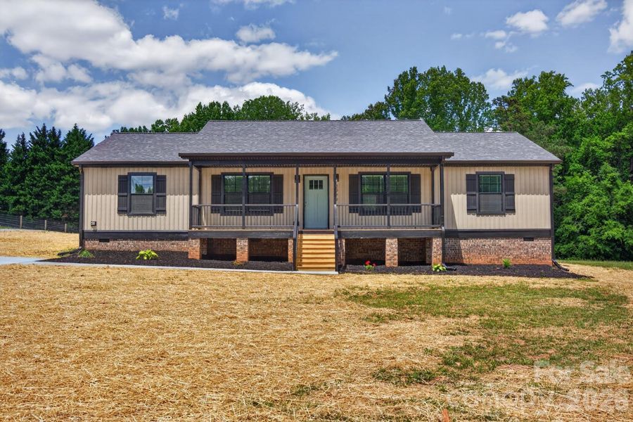 Exterior details and patio area of a home in , Winston-Salem (Image 23).
