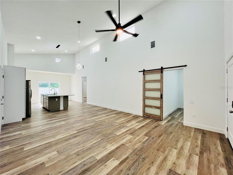 Spacious, unfurnished interior of a new home in , New Port Richey (Image 26).