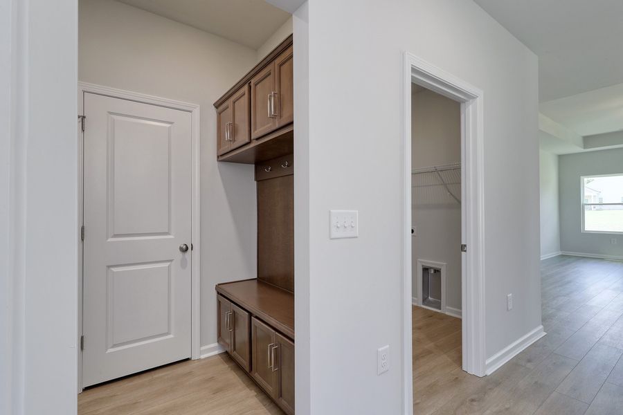 Image 30 of a home in Jordan Grove. Image 30 of a home in Jordan Grove.