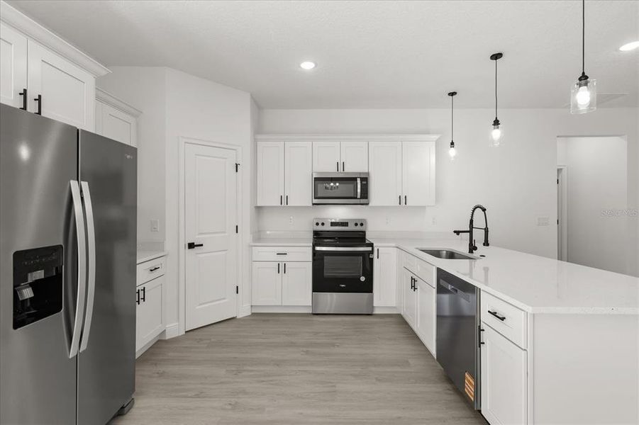 Furnished interior view inside a new home in , Dunnellon (Image 7).