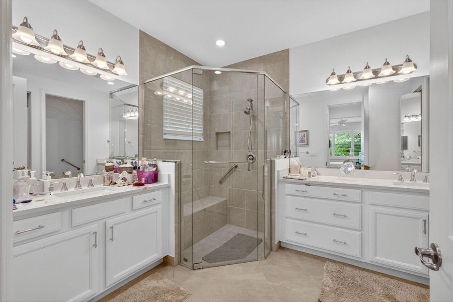 Furnished interior view inside a new home in , Port St. Lucie (Image 36).