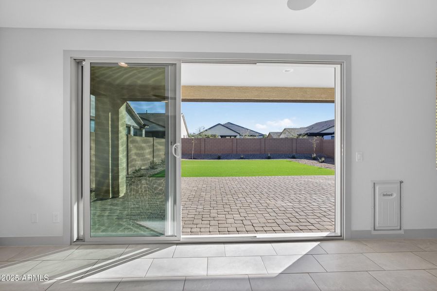 40_6x7a8309 40_6x7a8309