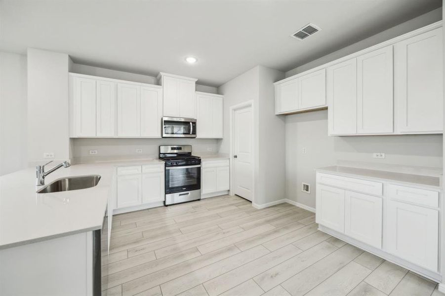 Furnished interior view inside a new home in Bellagio, Forney (Image 3).