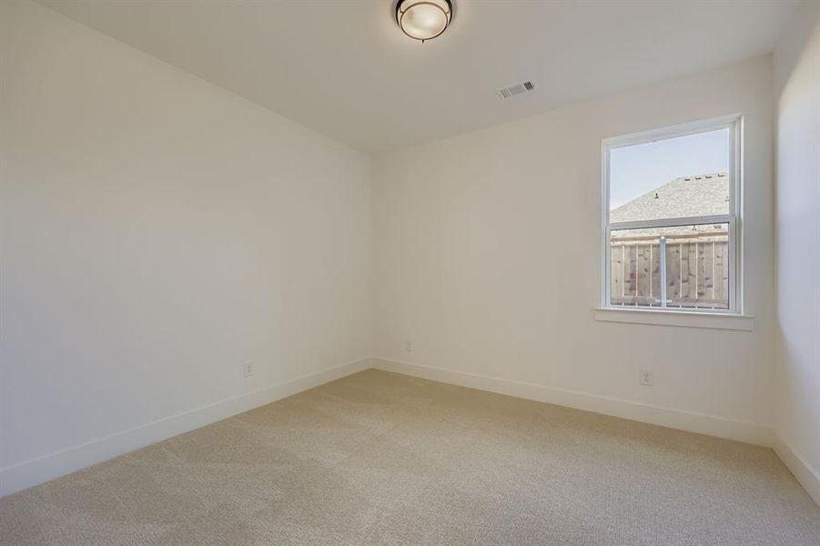 Spacious, unfurnished interior of a new home in M3 Ranch 60s, Mansfield (Image 25).
