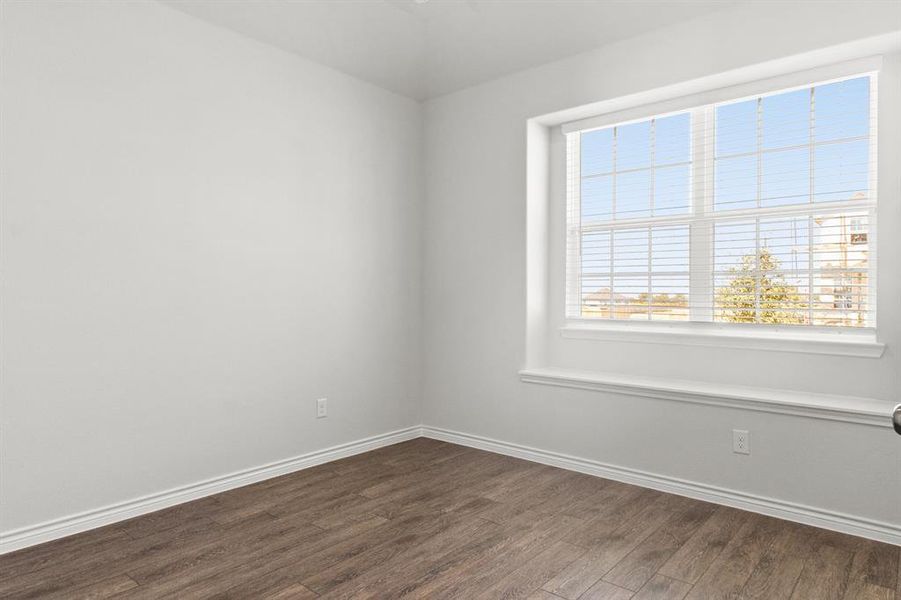 Spacious, unfurnished interior of a new home in Rocky Creek Crossing, Fort Worth (Image 11). Spacious, unfurnished interior of a new home in Rocky Creek Crossing, Fort Worth (Image 11).