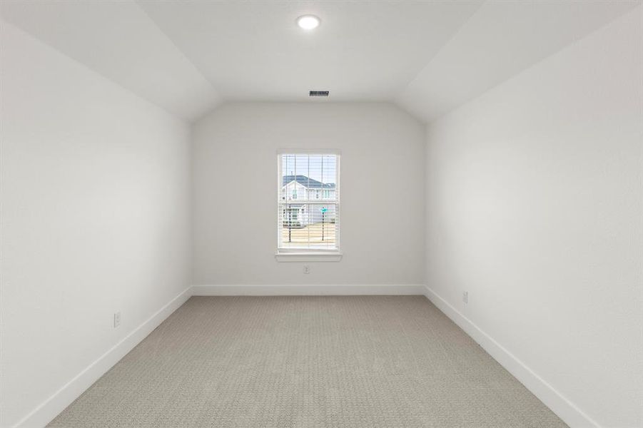 24. 3101 Hoyle - Bed 4