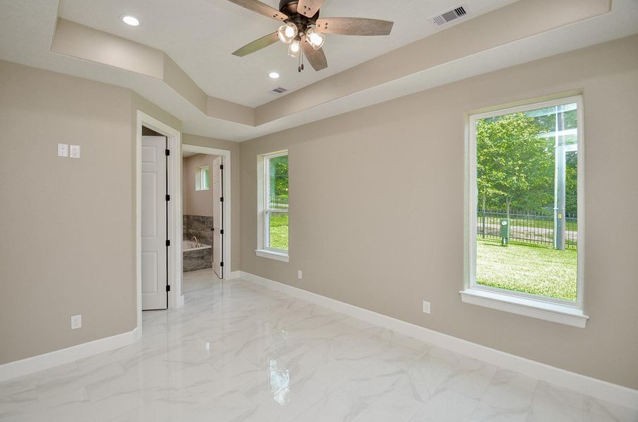Spacious, unfurnished interior of a new home in , Plantersville (Image 33).