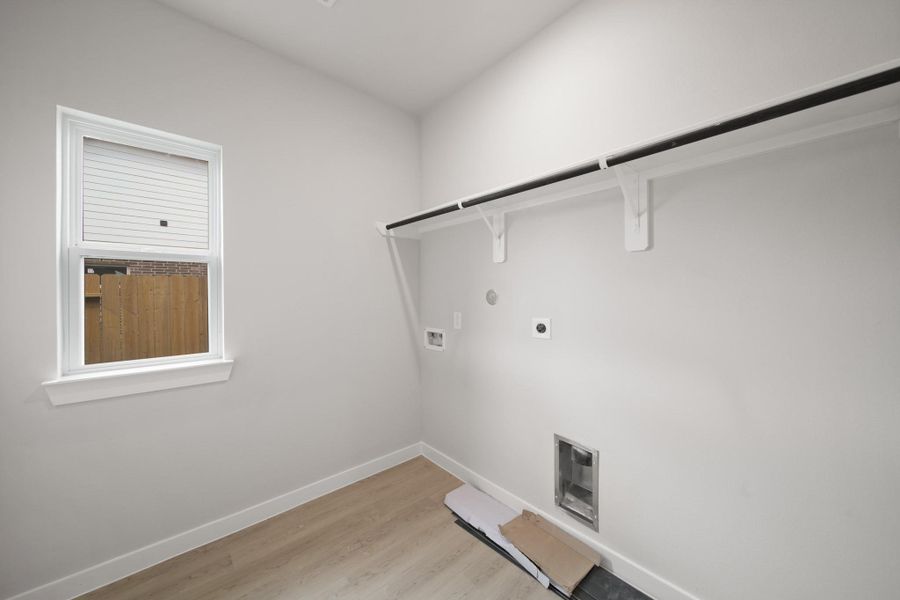 Spacious, unfurnished interior of a new home in Bayou Bend, Angleton (Image 24). Spacious, unfurnished interior of a new home in Bayou Bend, Angleton (Image 24).