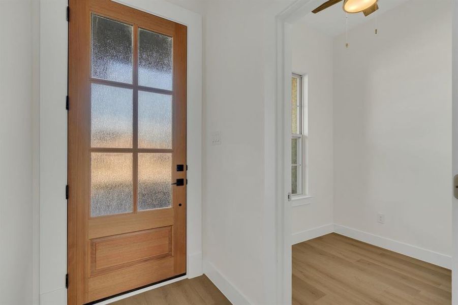 Spacious, unfurnished interior of a new home in , Grand Prairie (Image 18).