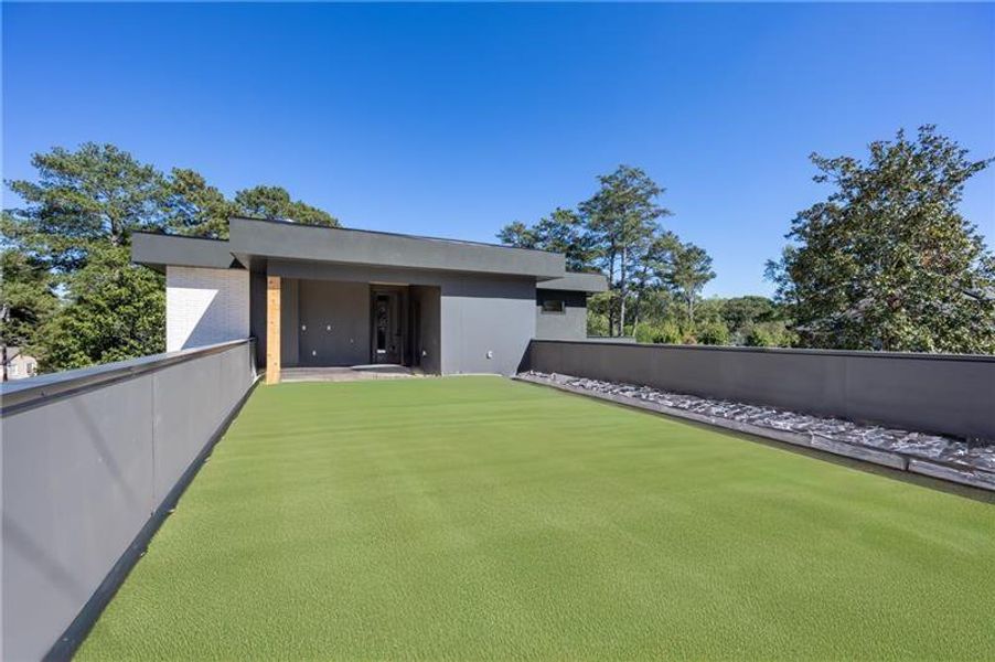 Exterior details and patio area of a home in , Atlanta (Image 43).