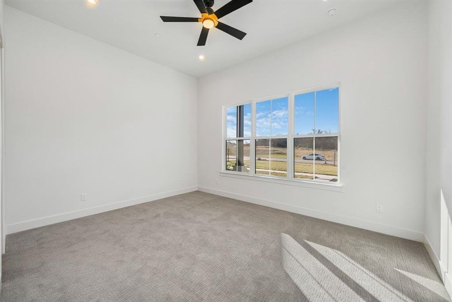 Spacious, unfurnished interior of a new home in , Fairview (Image 23).