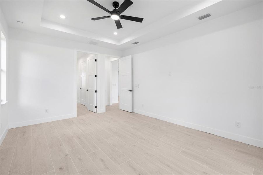 Spacious, unfurnished interior of a new home in , Rotonda West (Image 31). Spacious, unfurnished interior of a new home in , Rotonda West (Image 31).