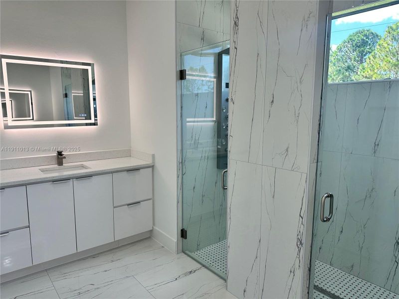 Furnished interior view inside a new home in , Lehigh Acres (Image 6). Furnished interior view inside a new home in , Lehigh Acres (Image 6).