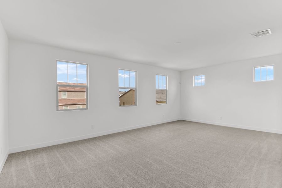 Spacious, unfurnished interior of a new home in Stonehaven, Glendale (Image 21). Spacious, unfurnished interior of a new home in Stonehaven, Glendale (Image 21).