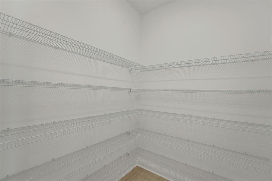 Spacious, unfurnished interior of a new home in Green Key Village, Lady Lake (Image 16).