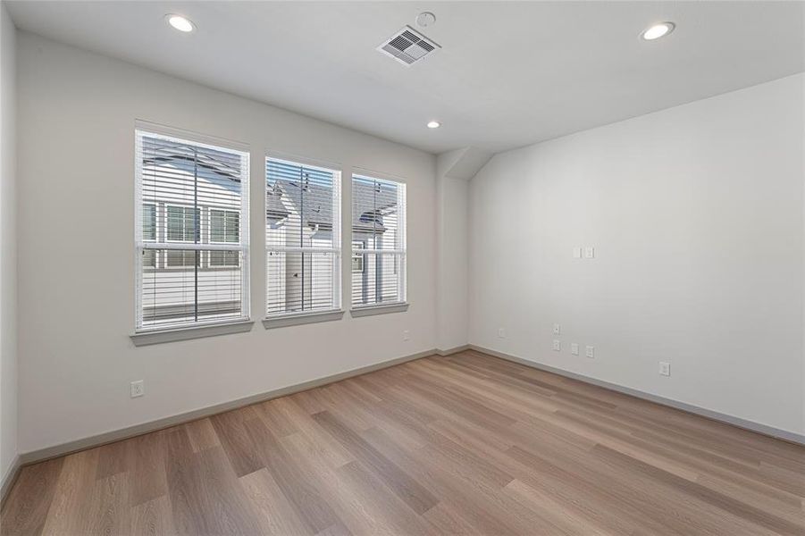 2nd Floor - Living Room.