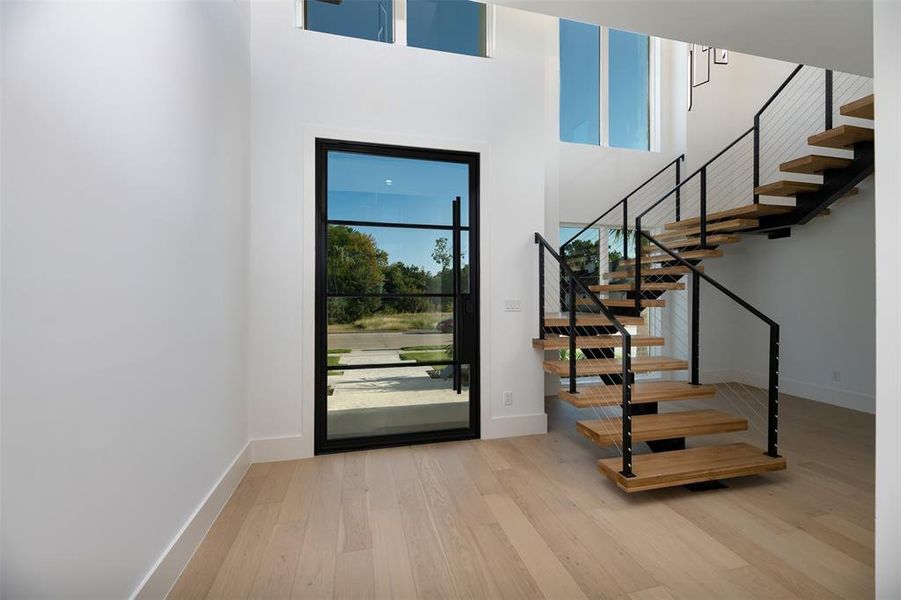 Gorgeous Modern Entry Gorgeous Modern Entry