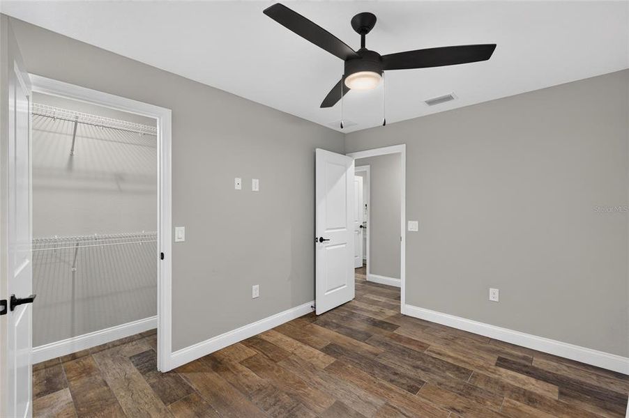 Spacious, unfurnished interior of a new home in , Winter Haven (Image 16).
