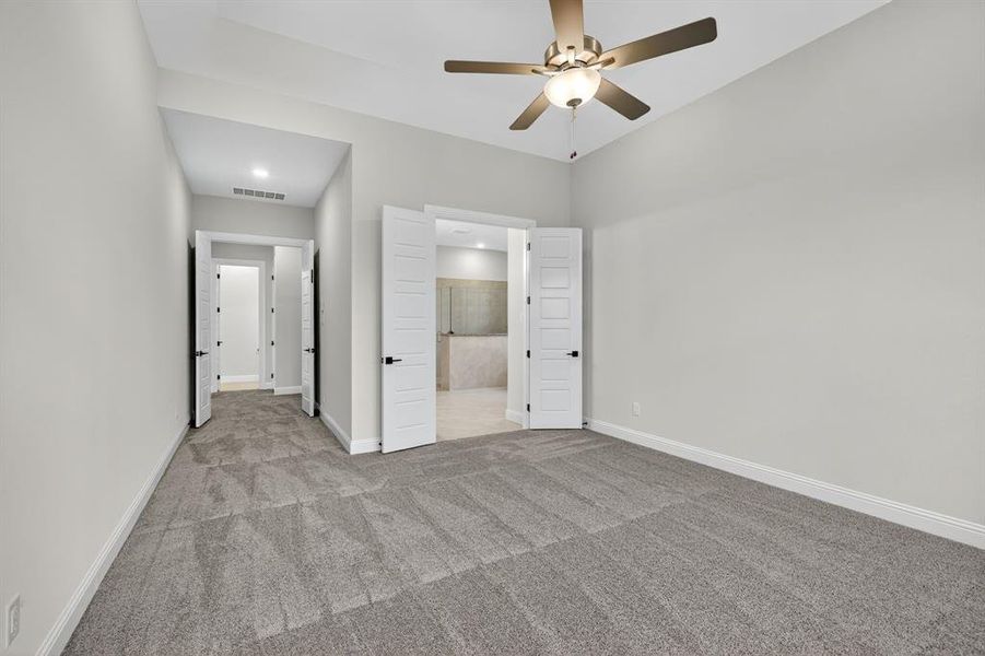 Spacious, unfurnished interior of a new home in Highland Crossing, Celina (Image 11). Spacious, unfurnished interior of a new home in Highland Crossing, Celina (Image 11).