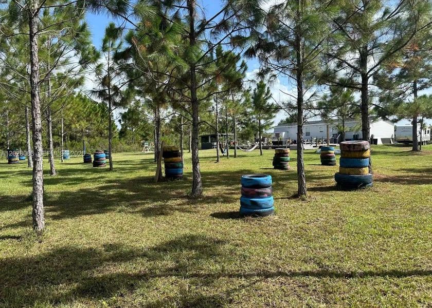 Community amenities in , Okeechobee (Image 14).